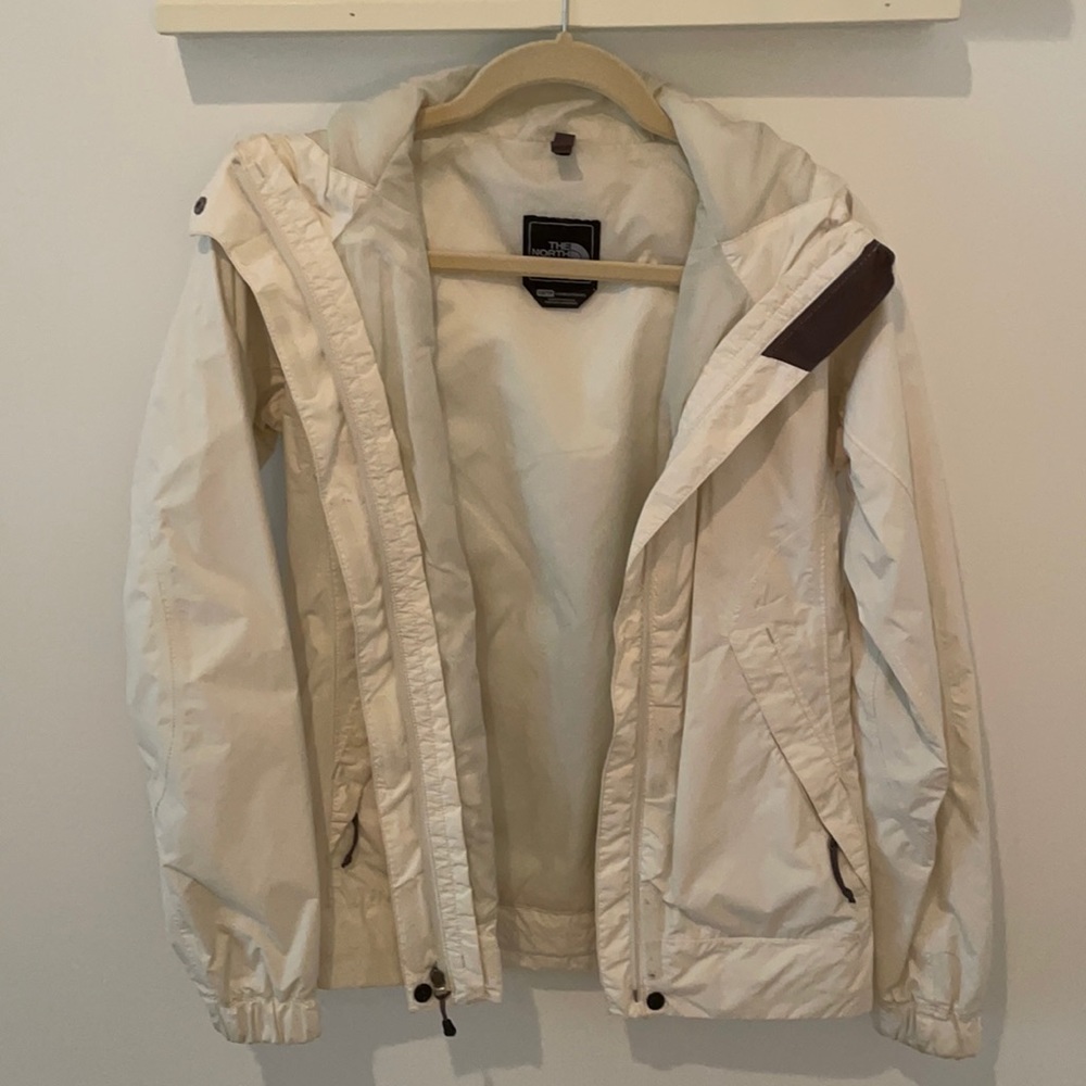 North face rain jacket/wind breaker size XS
